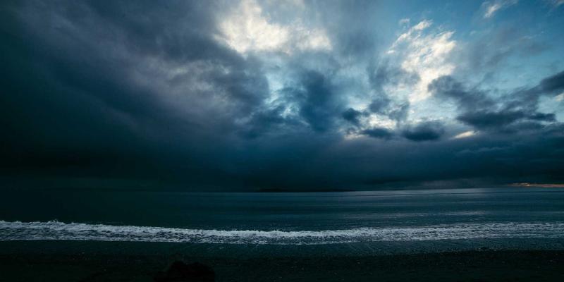 赛博朋克风如何引爆信阳乡村?解析县域品牌破圈传播的视觉密码